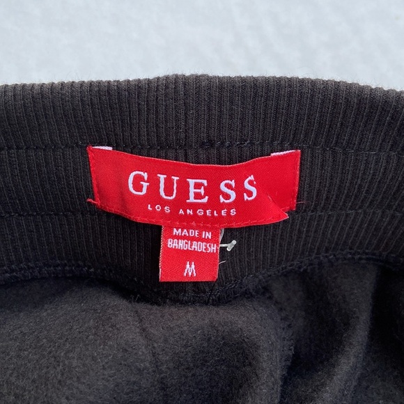 New GUESS Men’s Logo Shorts SZ M - Picture 5 of 6